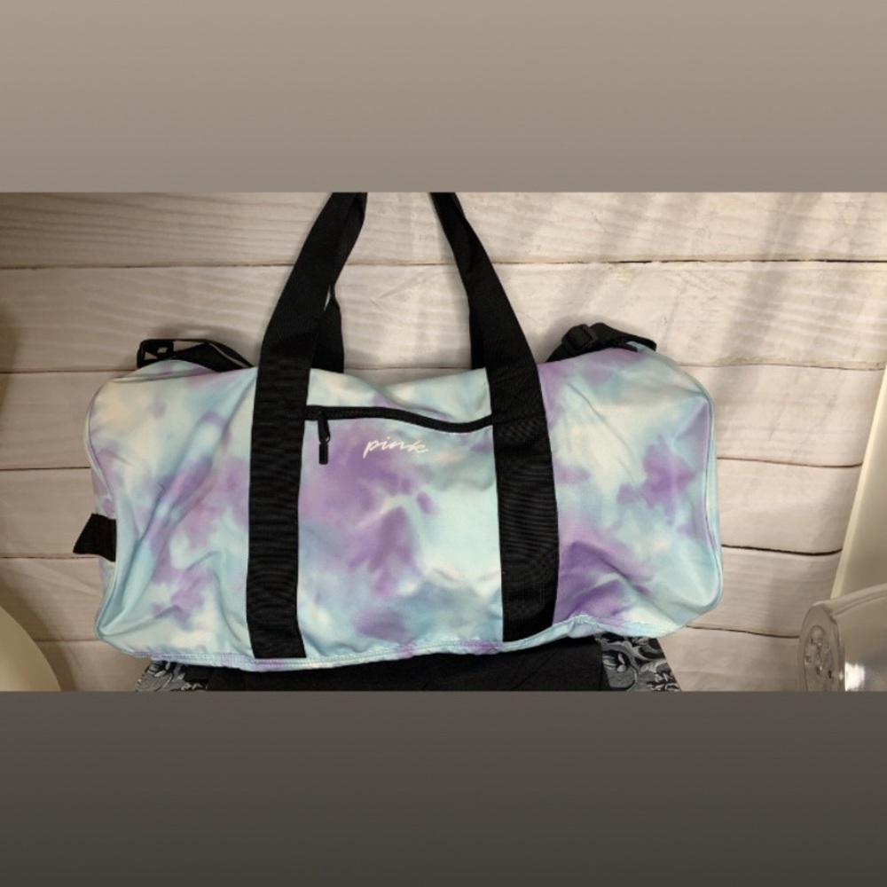 PINK DUFFLE BAG